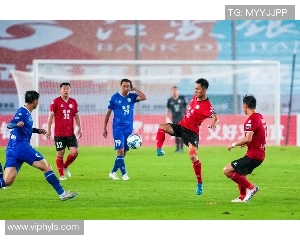 足球专题：聚焦南京足球队的实力